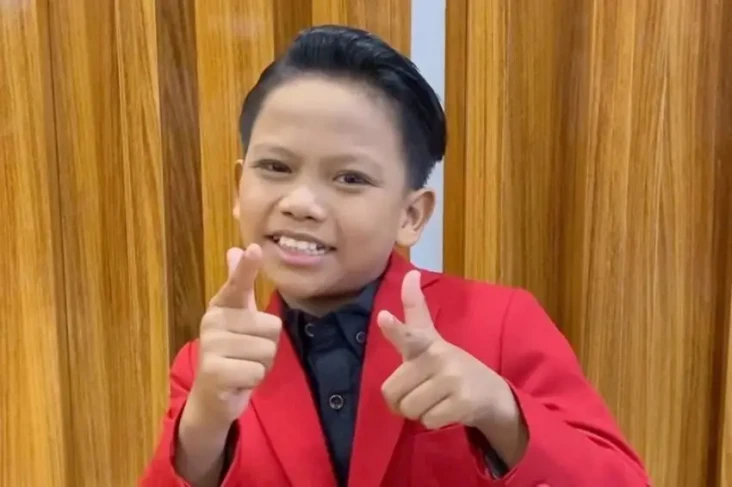 Deretan Artis Papan...