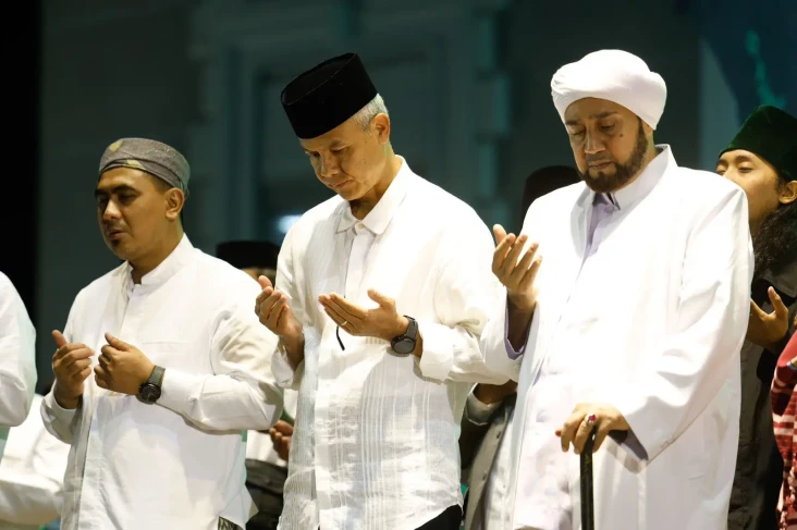 10 Tahun Ganjar Rutin...
