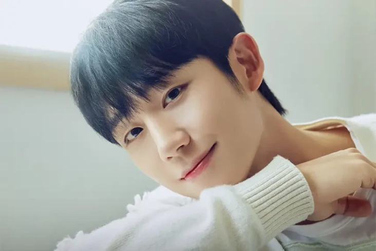 Jung Hae In Gelar Fan...