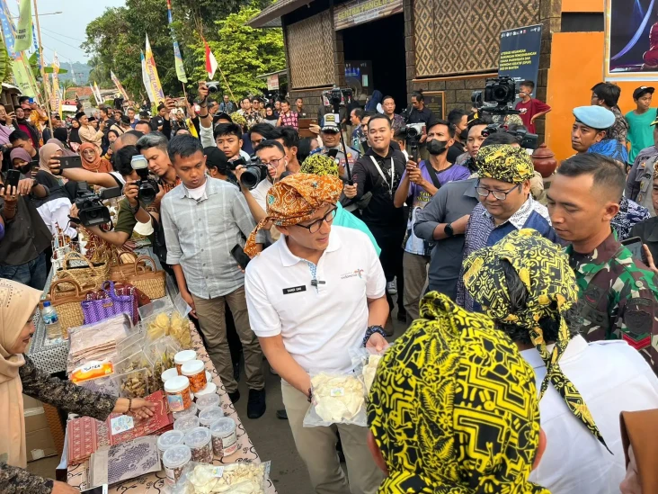 Kemenparekraf Dukung...