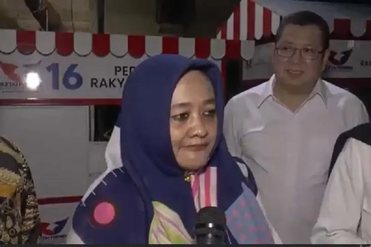 Terima Gerobak Perindo,...