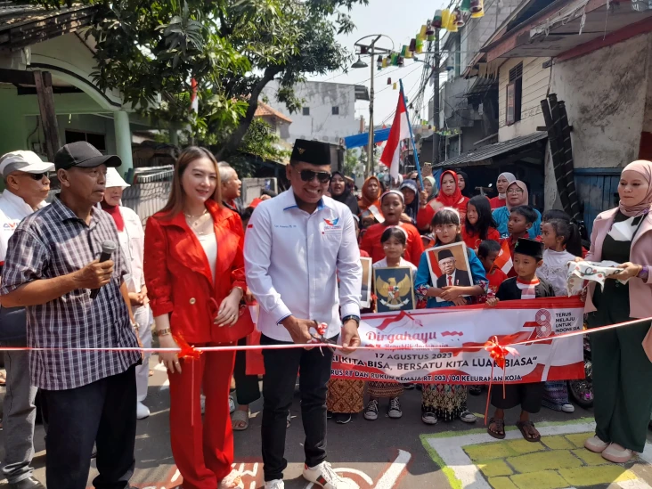 Didatangi Ketua Perindo...