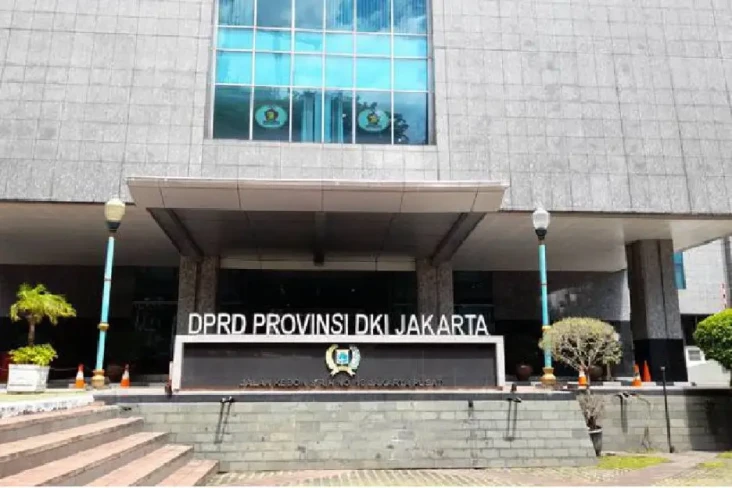 Pegawai DPRD DKI Jakarta...