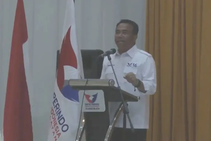 Panasi Mesin Partai,...