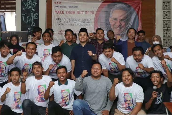 Ganjar Creasi Gelar...