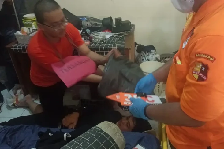 Rekonstruksi Pembunuhan...