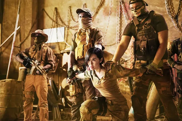 8 Film China dengan...