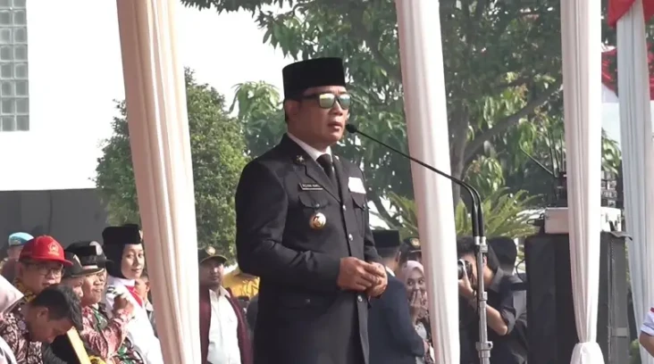Sempat Jadi Pelatih...