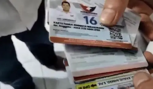 Bagikan KTA Berasuransi,...