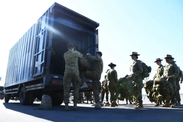 Puluhan Tentara Australia...