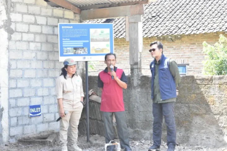 Andalkan Biogas, Warga...