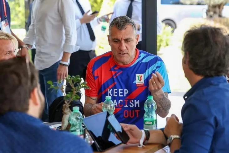 Christian Vieri Kritik...