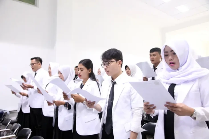 Apakah Koas Tetap Harus...