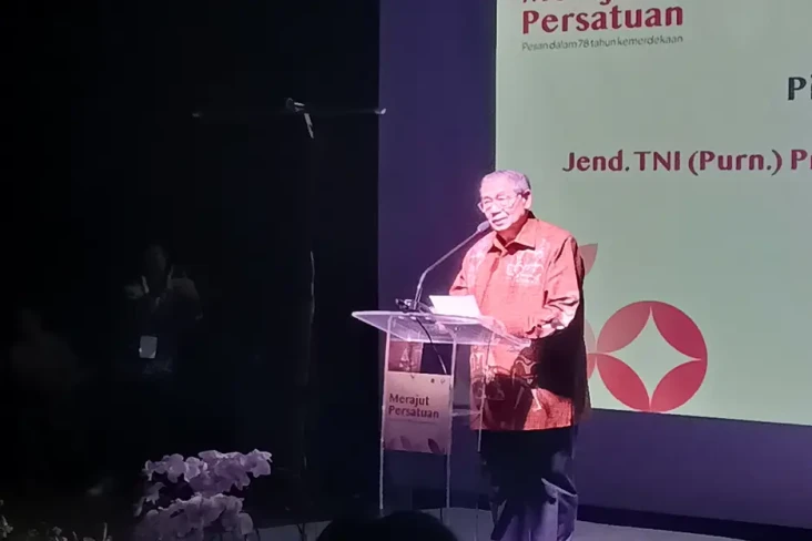 SBY Beberkan Mitos yang...