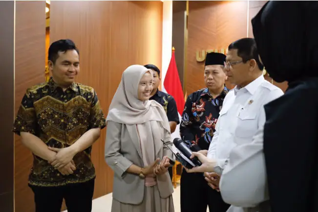 Kisah Inspiratif Hera,...