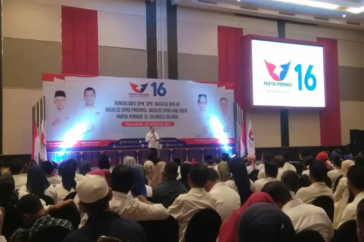 Di Hadapan Kader dan...