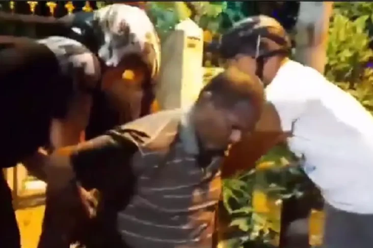 Preman Sok Jago Palak...