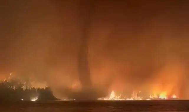 Fenomena Tornado Api...