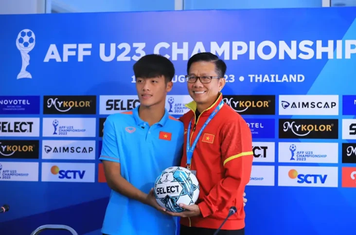 Vietnam Khawatir Lemparan...