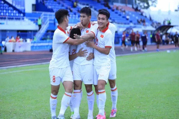 Vietnam Juara Piala...
