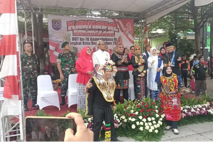 Hadiri Karnaval Kebangsaan,...