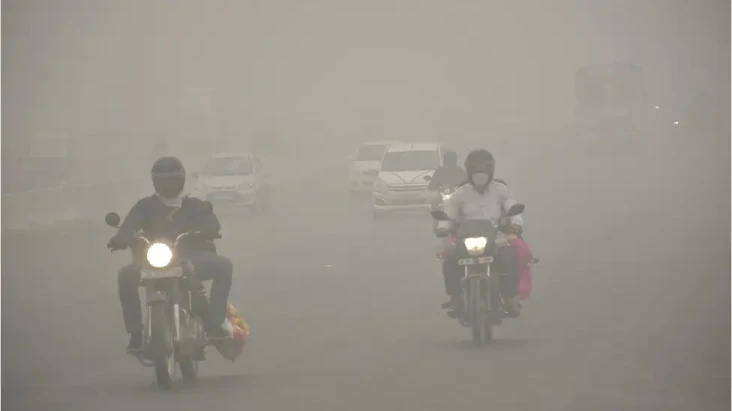 Polusi Udara Semakin...