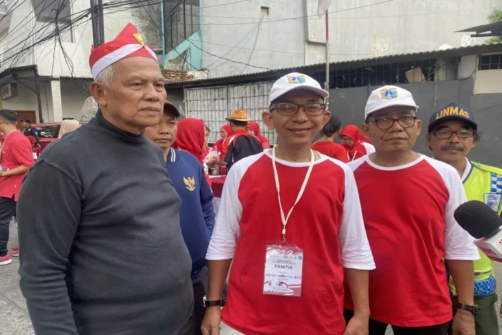 Ikuti Jalan Sehat Bersama...