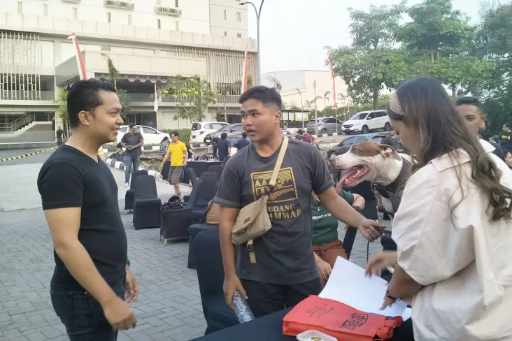 Next Hotel Terbuka untuk...