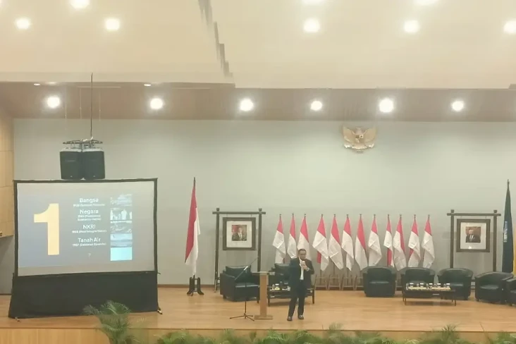 Kuliah Kebangsaan di...