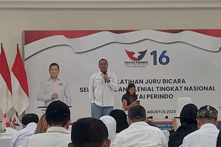 Tama S Langkun Minta...