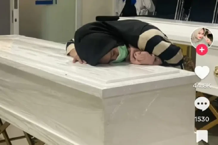 Imam Masykur Tewas Dianiaya...