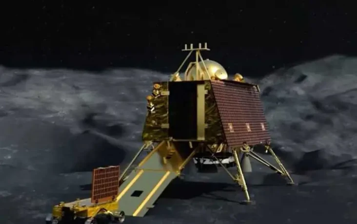 Pragyan Rover dari Misi...