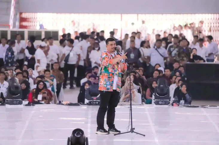 Ini Cerita di Balik...