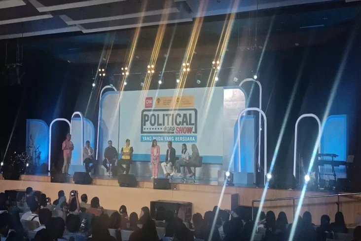 Ridwan Kamil Ajak Mahasiswa...