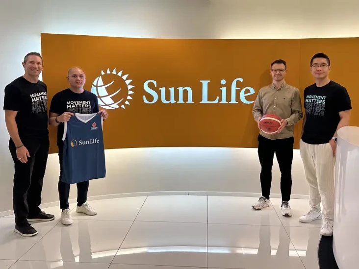 Sun Life Donasikan Rp10...