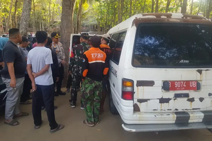 2 Pelajar Tewas Tenggelam,...
