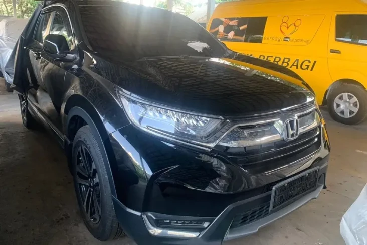 KPK Lelang Honda CR-V...