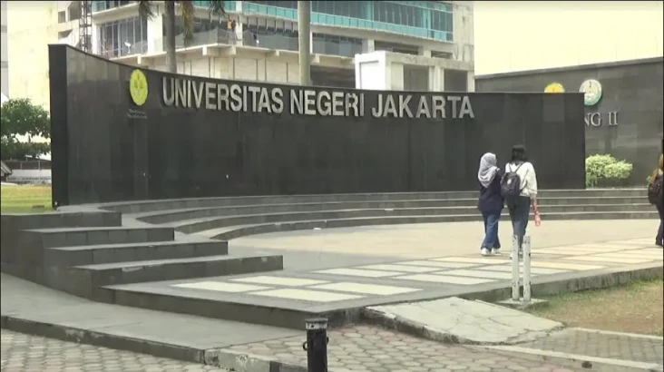 Skripsi Tidak Wajib...