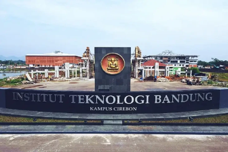 10 Universitas Indonesia...