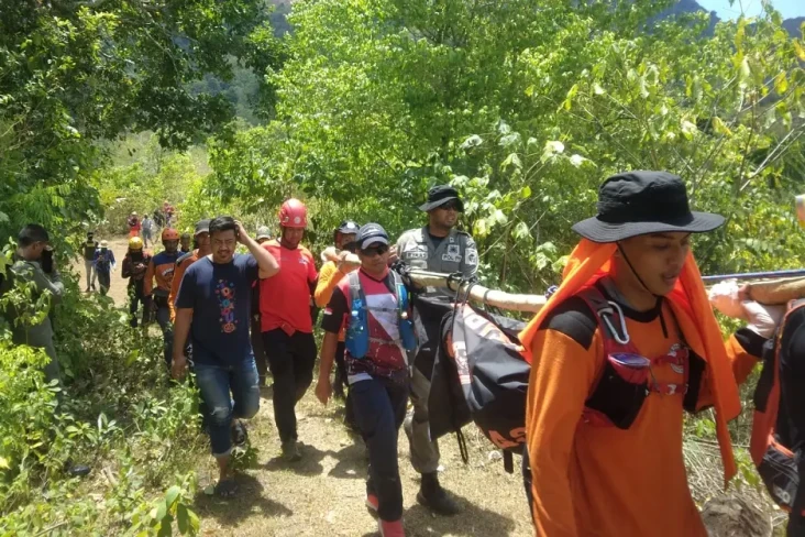 Memilukan! Mendaki Gunung...