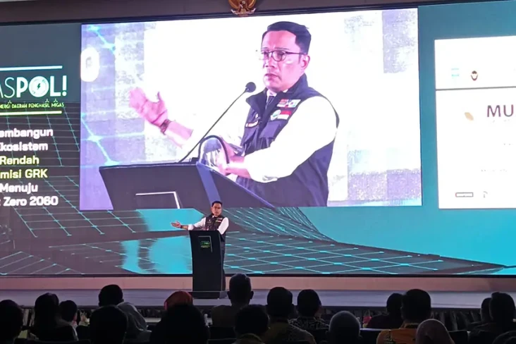 Sebut Demokrasi Sebuah...