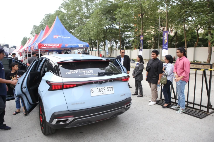 Beli Mobil Chery Otomatis...