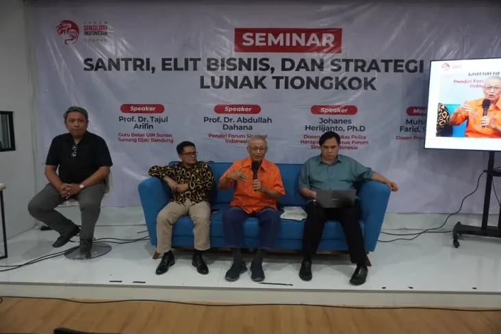 Guru Besar UIN: Santri...