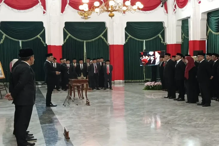 Ridwan Kamil Titip PR...