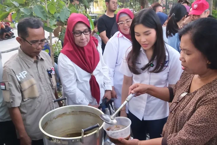 Angela Tanoesoedibjo...