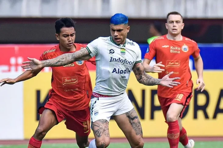 Persib Imbangi Persija,...