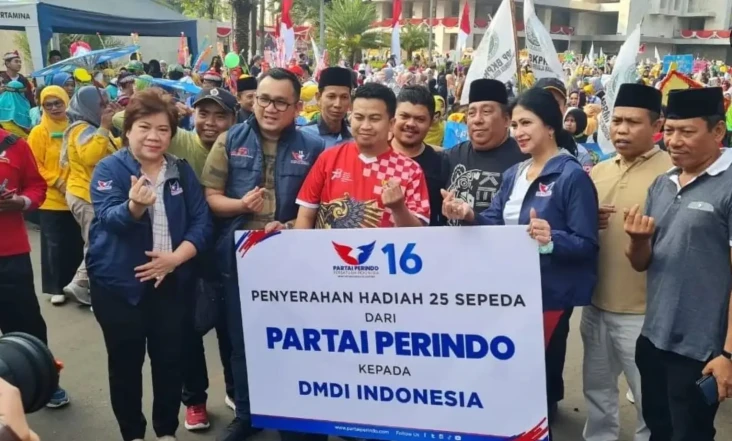 DPP Partai Perindo Serahkan...