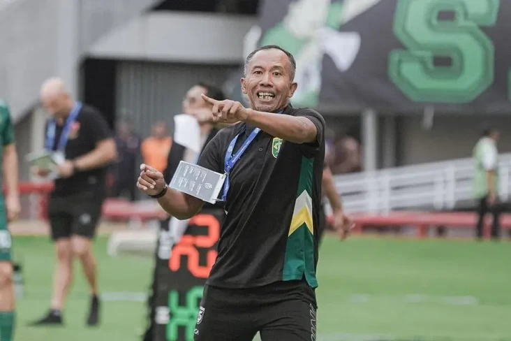Tuah Uston Nawawi: Persebaya...