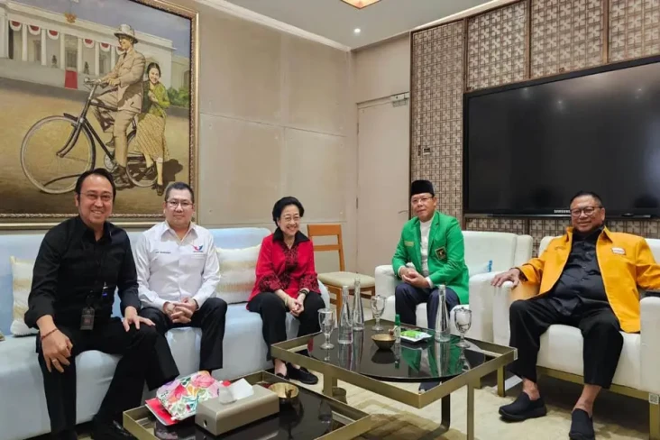 Ketum Parpol Kumpul...