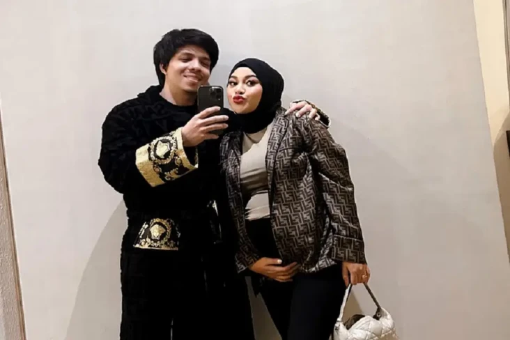 Aurel Hermansyah Jadi...